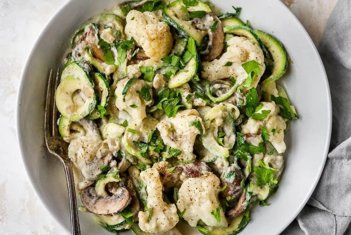 These quick and easy dinner ideas deliver balanced nutrition for your whole family while saving valuable time and energy.